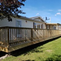 Doucette-Exteriors-White-Court-Alberta-Finished-Deck-Project-with-Fences